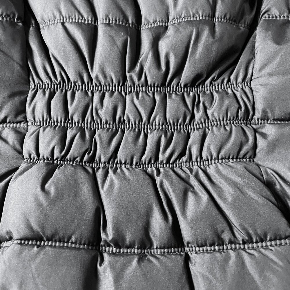 GAP QUILTED PUFFER VEST - Picture 6 of 8